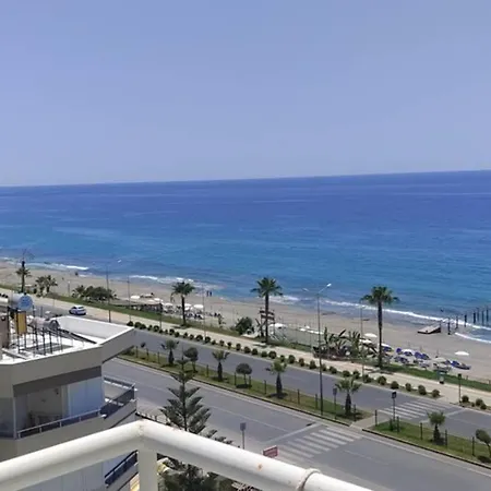 Kurt Safir Euro5 Apartamento *