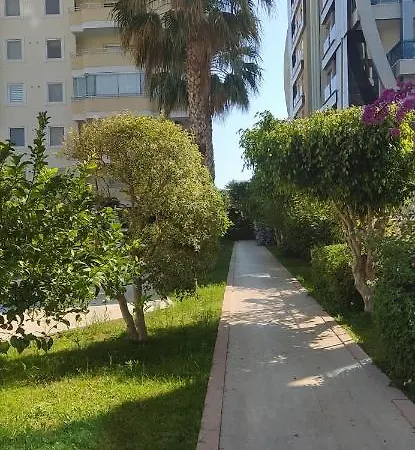Kurt Safir Euro5 Apartamento
